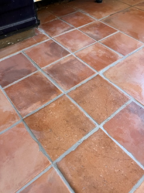 Replacing broken Floor&nbsp;Tiles